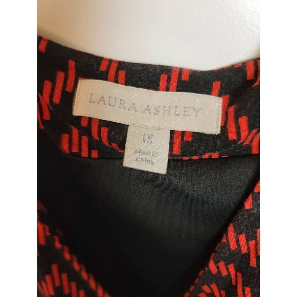 Laura Ashley Maxi Dress - Picture 2 of 3